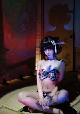 欧美涩图区_720全集免费播放
